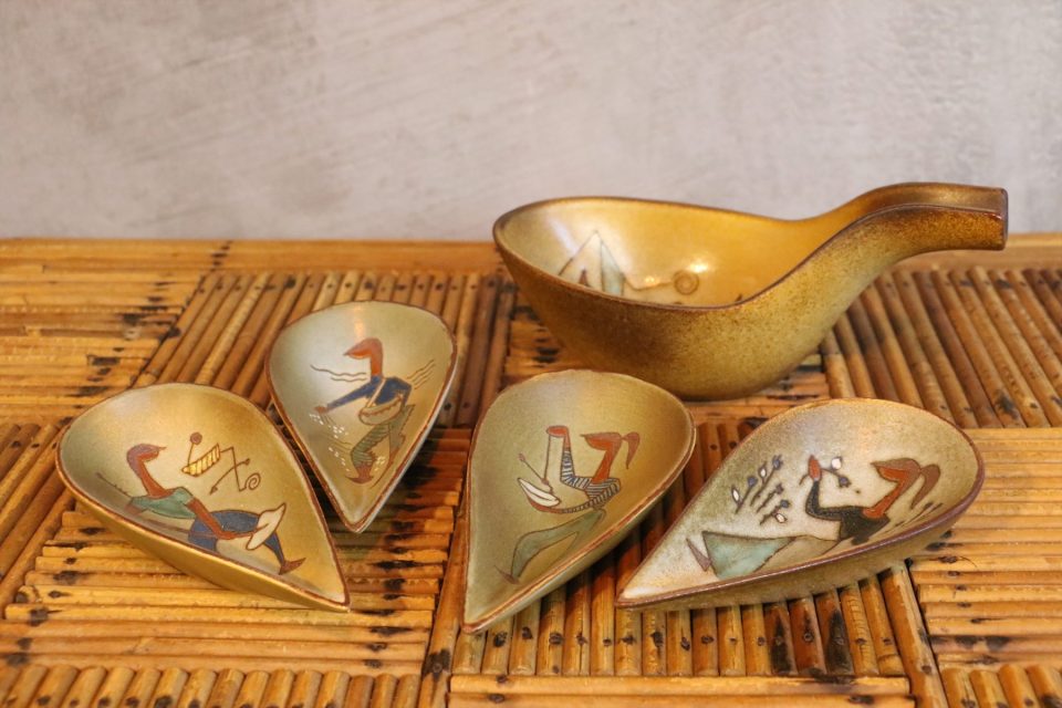 Set of Ceramic Vintage Cups — René Maurel