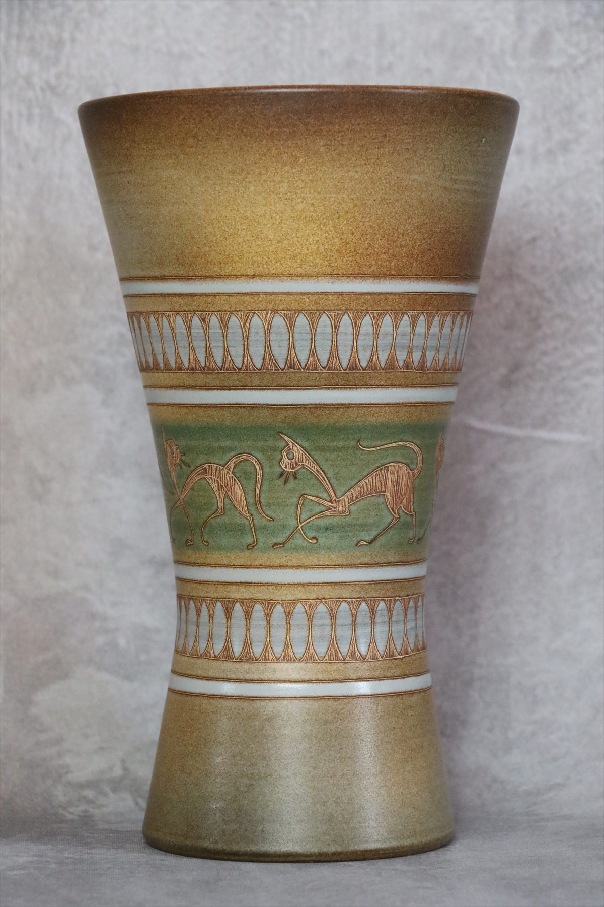 Diabolo Ceramic Vase with Cat Frieze