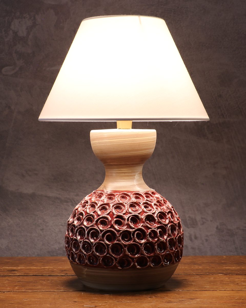 Mid-Century Ceramic Table Lamp — Romacrea
