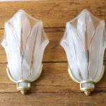 Set of Three Art Deco Icicle Glass and Brass Wall Lights – photo 2