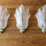 Set of Three Art Deco Icicle Glass and Brass Wall Lights – photo 3