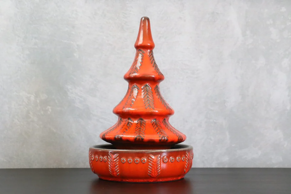 Orange-Red Glazed Ceramic Christmas Tree Sculpture — Jasba