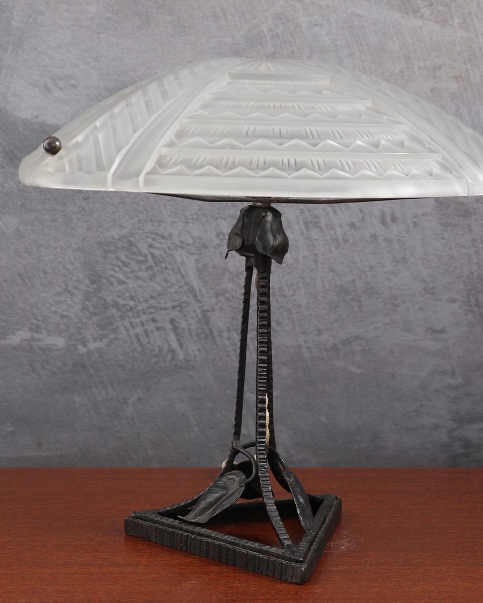 Art Deco Wrought Iron and Frosted Glass Lamp — Jean Noverdy