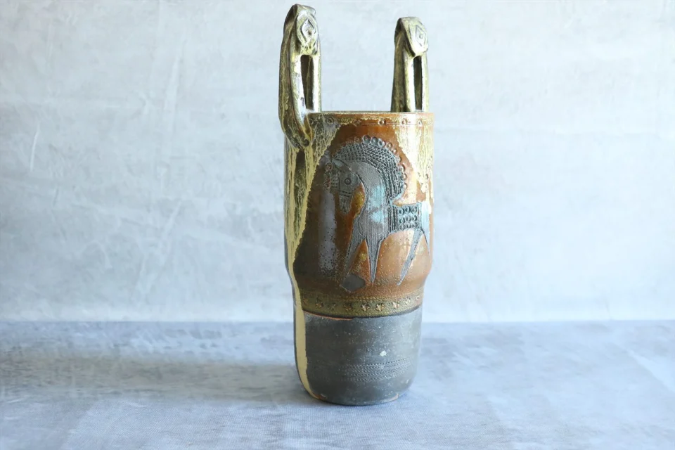 Mid-Century Modern Ceramic Vase — Romacrea