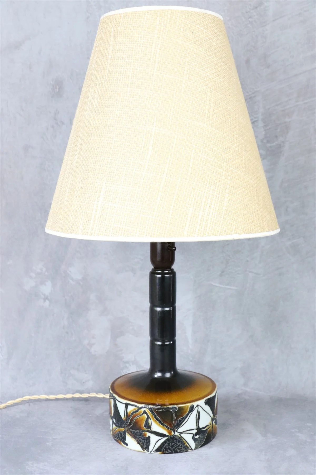Mid-Century Modern Ceramic Table Lamp