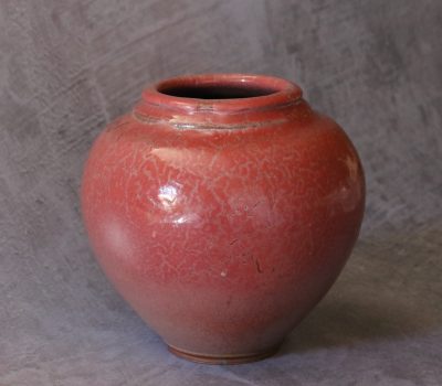 Vase rouge par Marc Uzan